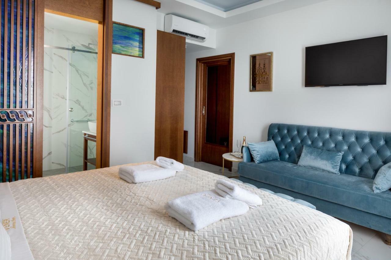 Vener Luxury Suites Chania  Exteriör bild